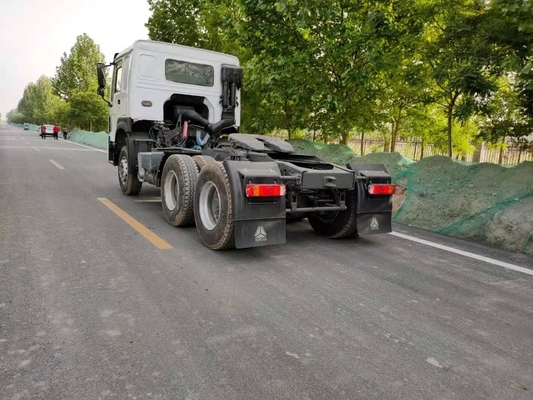Sinotruk Used e Trator Truck Reboque 6*4 com transmissão manual