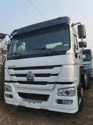 Sinotruk HOWO Tractor pesado usado Truck Trailer Head 6*4 2018 371-375HP ISO aprovado