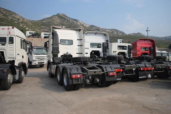 Sinotruk HOWO 6X4 caminhão-trator 371HP/420HP caminhões chineses 5800*2300*1500mm no melhor