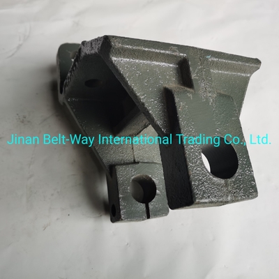 Sinotruk HOWO Peças de camião Bracket de mola frontal Az9725520007 Contacto para custos de envio
