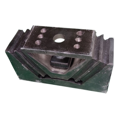 Partes do sistema de tração das rodas Sinotruk HOWO Motor de camião Bracket Mounting de borracha Az9725590031