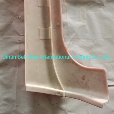 Sinotruk HOWO Truck Parts Pillar A Wg1642110019 Wg1642110020 Pagamento de apoio em USD