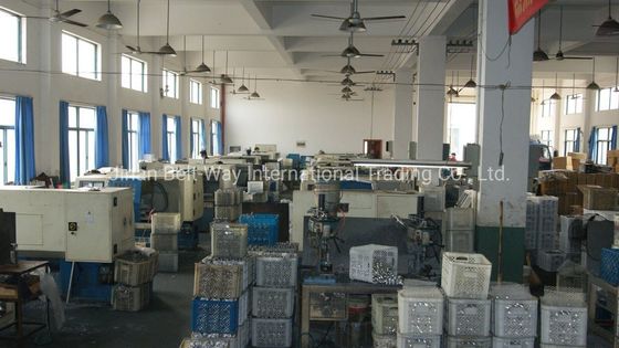 Partes do sistema de tração do eixo dianteiro Mitsubishi Fuso 6D22 Compressor de freio de ar de duplo cilindro