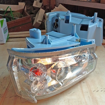 40cm*20cm*20cm Tamanho do pacote HOWO Farol de caminhão Wg9716720002 para o seu benefício