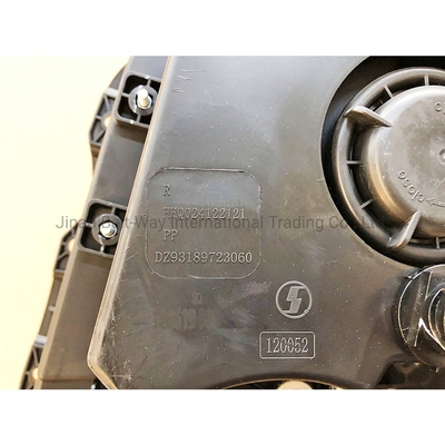 Partes do sistema de tração das rodas para Shacman F3000 M3000 Lâmpada dianteira direita de caminhão Dz95189724020