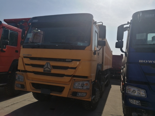 Caminhão Sinotruk HOWO com caixa de transmissão manual