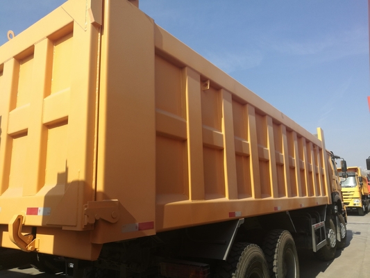 Caminhão Sinotruk HOWO com caixa de transmissão manual