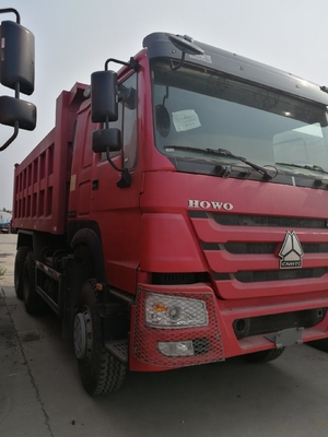 Sinotruk HOWO camiões de descarga camiões de descarga pesados 5800*2300*1500mm com consumo