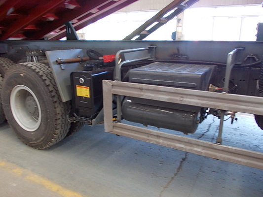 Peças pesadas 6×4 roda motriz Sinotruk HOWO camiões de descarga de lixo deslizador com certificação ISO pneus