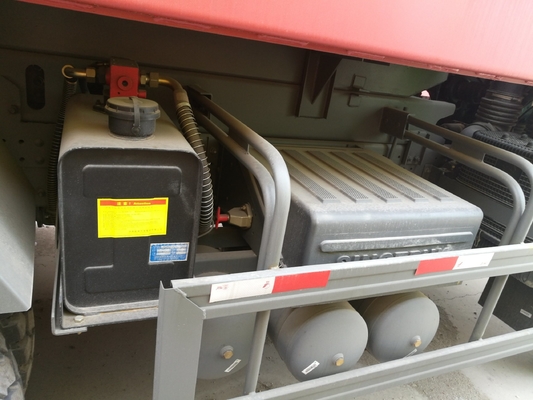 21-30t Capacidade de carga 351-450hp Potência de 20 metros cúbicos camião de descarga HOWO 6X4 camião de descarga