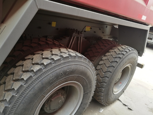 21-30t Capacidade de carga 351-450hp Potência de 20 metros cúbicos camião de descarga HOWO 6X4 camião de descarga